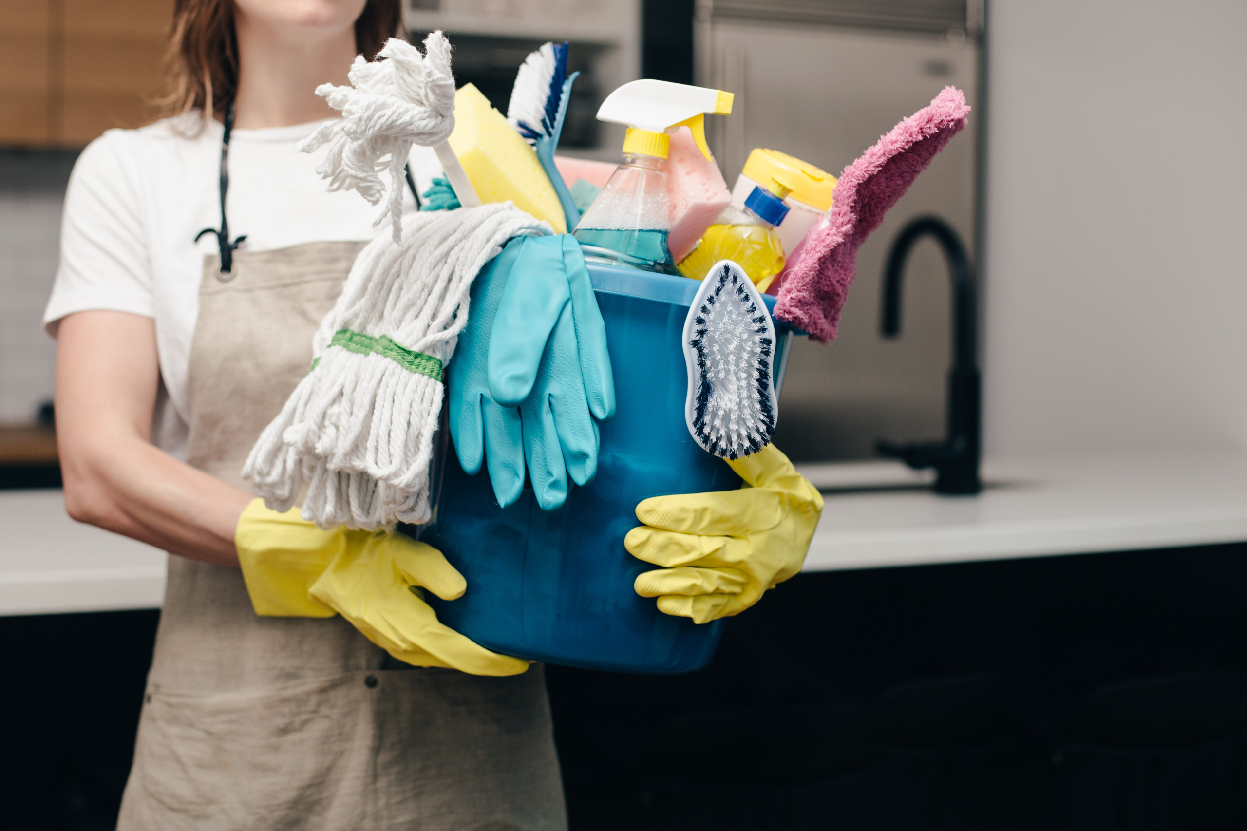 5 Signs Your Windows Need Professional Cleaning