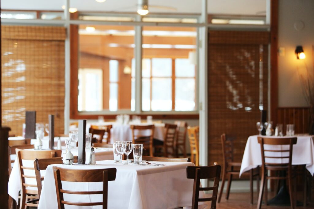 Why Clean Windows Make a Better First Impression for Your Business